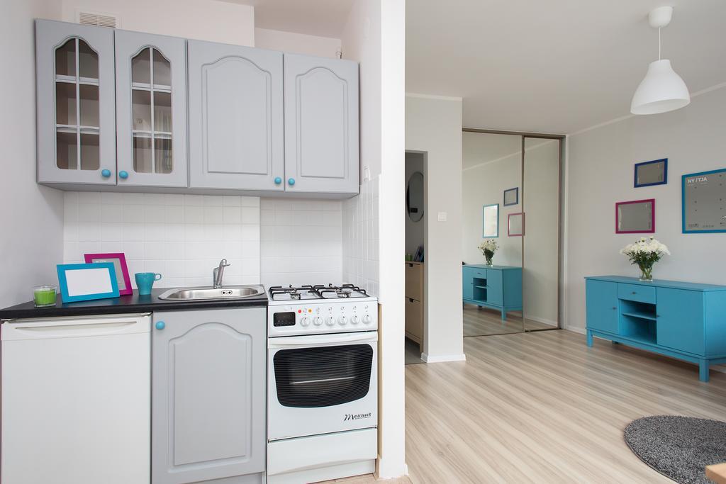 The Turquoise Studio Zelazna Варшава Екстериор снимка